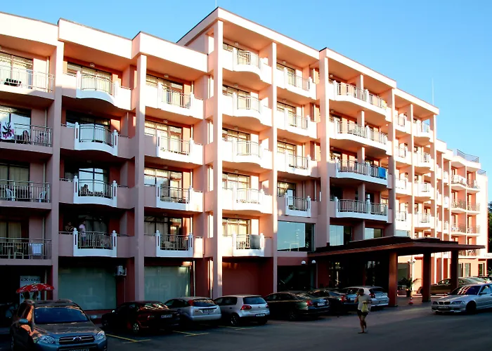 Otel Izola Paradise Sunny Beach