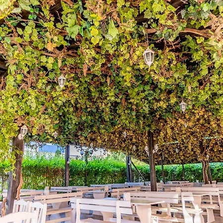 Izola Paradise Szálloda 4*