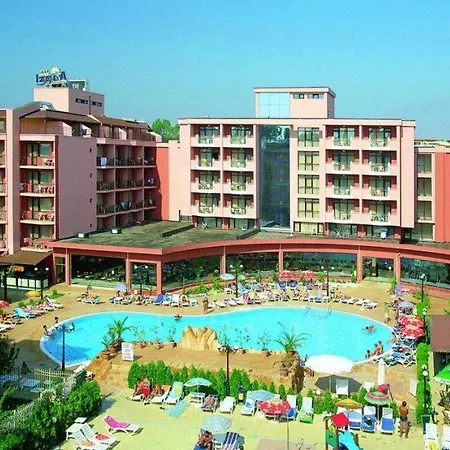 Отель Izola Paradise