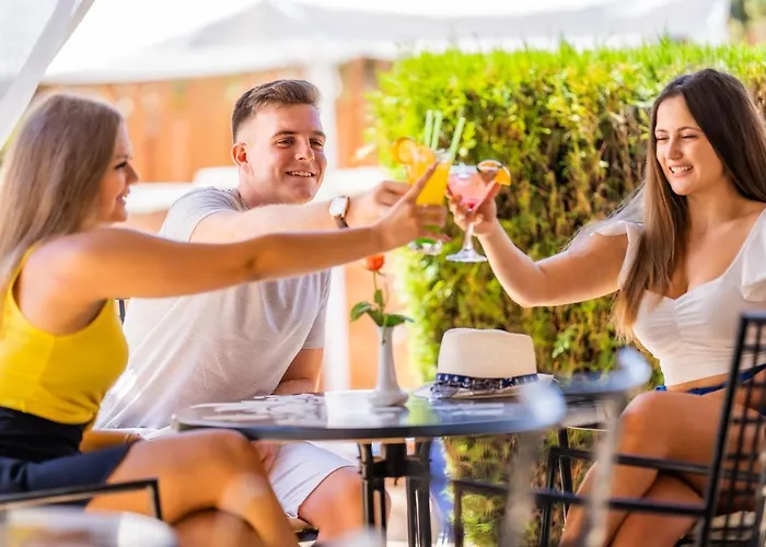 Izola Paradise Slăntjev Brjag