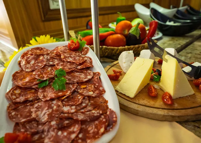 Izola Paradise Sluneční pobřeží