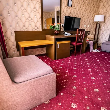 Izola Paradise 4* Солнечный берег